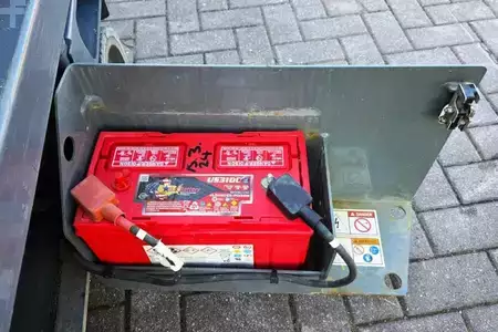 Nacelle à ciseaux - Haulotte Star 6 Electric, Batteries (2024), Non Marking Tyr (7)