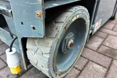 Nacelle à mât vertical - Haulotte Star 6 Electric, Non Marking Tyres, 5.8m Working H (16)