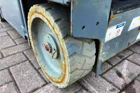 Nacelle à mât vertical - Haulotte Star 6 Electric, Non Marking Tyres, 5.8m Working H (12)