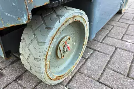 Nacelle à mât vertical - Haulotte Star 6 Electric, Non Marking Tyres, 5.8m Working H (15)