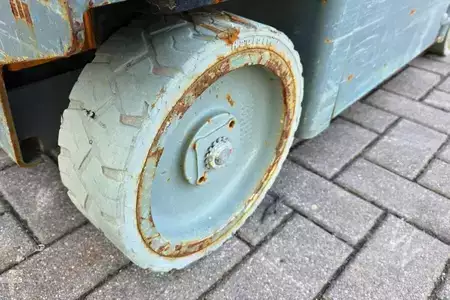 Nacelle à mât vertical - Haulotte Star 6 Electric, Non Marking Tyres, 5.8m Working H (19)