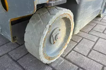 Nacelle à mât vertical - Haulotte Star 6 Electric, Non Marking Tyres, 5.8m Working H (15)