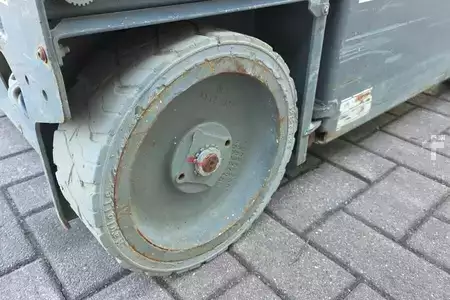 Nacelle à mât vertical - Haulotte Star 6 Electric, Non Marking Tyres, 5.8m Working H (16)