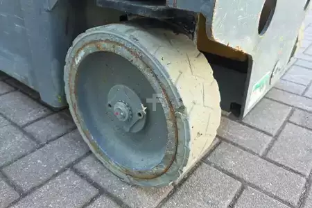 Nacelle à mât vertical - Haulotte Star 6 Electric, Non Marking Tyres, 5.8m Working H (17)