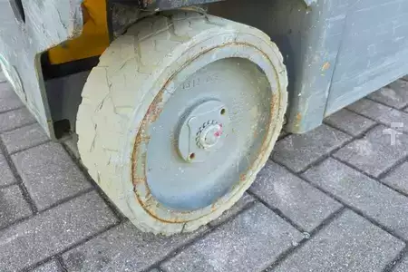 Nacelle à mât vertical - Haulotte Star 6 Electric, Non Marking Tyres, 5.8m Working H (18)