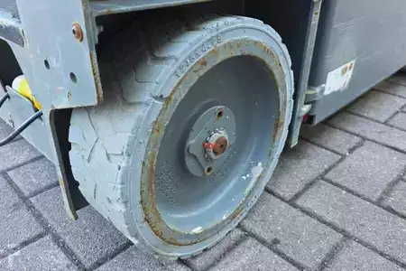 Nacelle à mât vertical - Haulotte Star 6 Electric, Non Marking Tyres, 5.8m Working H (15)