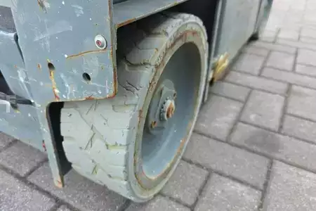 Nacelle à ciseaux - Haulotte Star 6 Electric, Non Marking Tyres, 5.8m Working H (17)