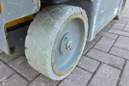 Nacelle à ciseaux - Haulotte Star 6 Electric, Non Marking Tyres, 5.8m Working H (19)