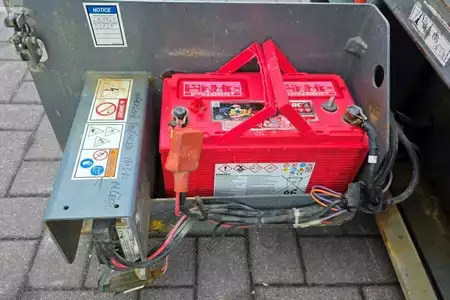 Nacelle à ciseaux - Haulotte Star 6 Electric, Non Marking Tyres, 5.8m Working H (6)