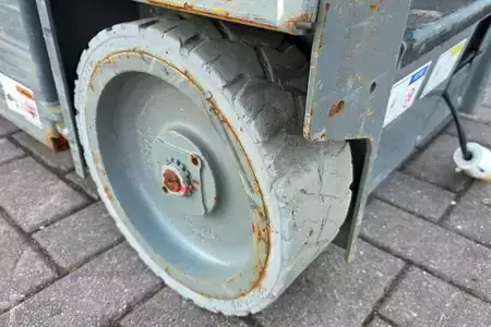 Nacelle à mât vertical - Haulotte Star 6 Electric, Non Marking Tyres, 5.8m Working H (15)