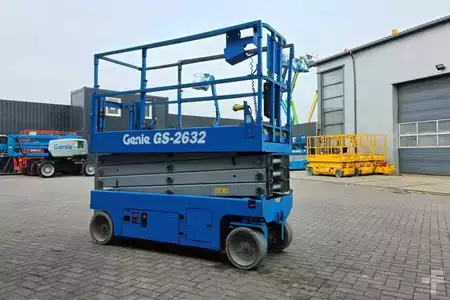 Plataforma Tijera - Genie GS2632 Electric, 10m Working Height, Non Marking T (2)