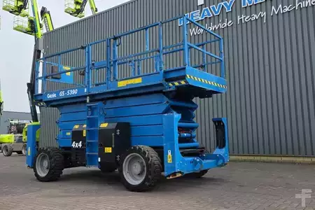 Plataforma Tijera - Genie GS5390 Diesel, 4x4 Drive, 18.15m Working Height, 6 (10)
