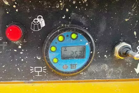 Plataforma Tijera - Haulotte Compact 8 Electric, Batteries 10-2024, 8.2m Workin (6)