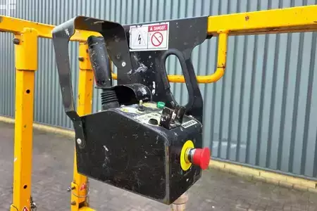 Plataforma Tijera - Haulotte Compact 8 Electric, Batteries 10-2024, 8.2m Workin (7)