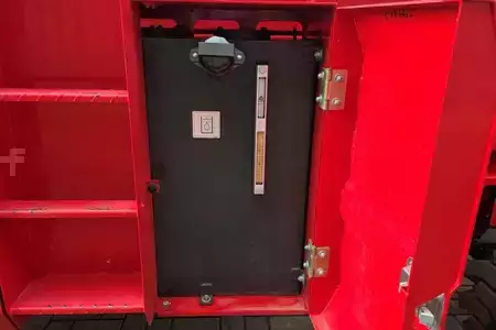 Scissors Lifts - LGMG SR1623D Diesel 4x4 Drive, 18m Working Height, 680 (14)