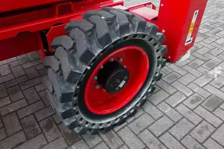 Scissors Lifts - LGMG SR1623D Diesel 4x4 Drive, 18m Working Height, 680 (17)