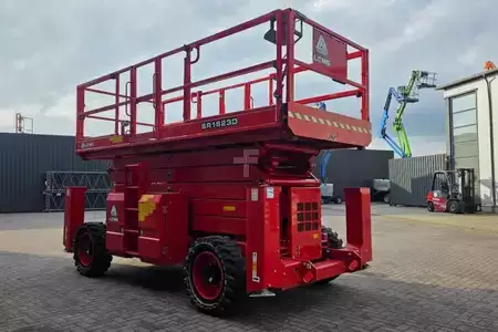 Scissors Lifts - LGMG SR1623D Diesel 4x4 Drive, 18m Working Height, 680 (7)