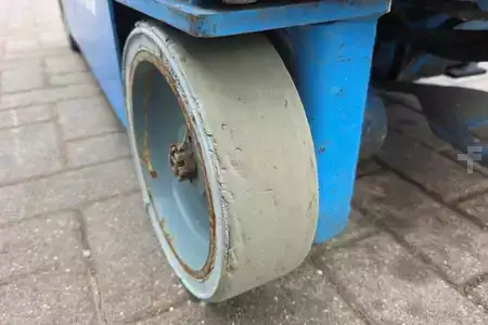 Senkrechtarbeitsbühne - Genie GR15 Electric, 6.5m Working Height, 227kg Capacity (17)