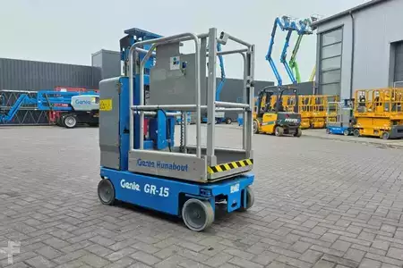 Senkrechtarbeitsbühne - Genie GR15 Electric, 6.5m Working Height, 227kg Capacity (8)