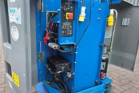 Senkrechtarbeitsbühne - Genie GR15 Electric, Batteries 2024, 6.5m Working Height (11)