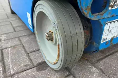 Senkrechtarbeitsbühne - Genie GR15 Electric, Batteries 2024, 6.5m Working Height (15)