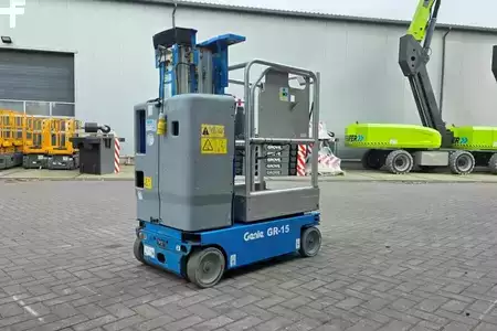 Senkrechtarbeitsbühne - Genie GR15 Electric, Batteries 2024, 6.5m Working Height (2)