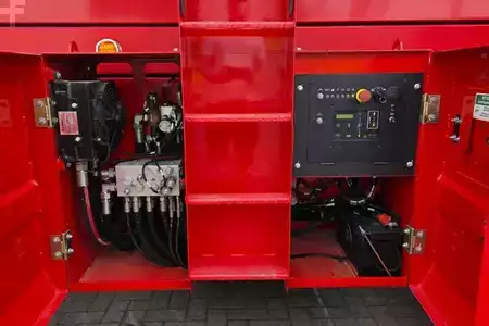 Scissors Lifts - LGMG SR1623D Diesel 4x4 Drive, 18m Working Height, 680 (12)