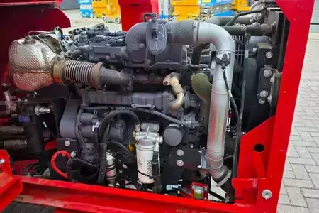 Scissors Lifts - LGMG SR1623D Diesel 4x4 Drive, 18m Working Height, 680 (14)