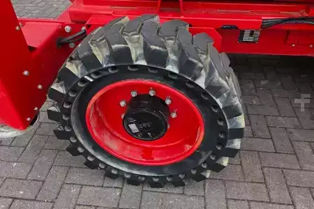 Scissors Lifts - LGMG SR1623D Diesel 4x4 Drive, 18m Working Height, 680 (17)