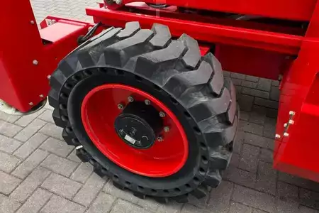 Scissors Lifts - LGMG SR1623D Diesel 4x4 Drive, 18m Working Height, 680 (19)