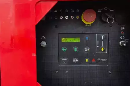 Scissors Lifts - LGMG SR1623D Diesel 4x4 Drive, 18m Working Height, 680 (5)