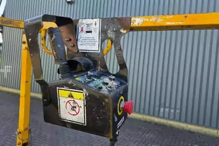 Scherenarbeitsbühne - Haulotte Compact 10N Electric, 10m Working Height, 230kg Ca (4)