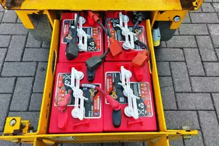 Plataforma Tijera - Haulotte Compact 8 Electric, 8.2m Working Height, 350kg Cap (7)