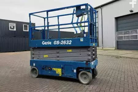 Plataforma Tijera - Genie GS2632 Electric, 10m Working Height, 227kg Capacit (2)