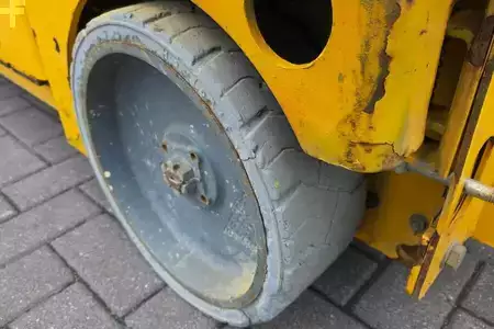 Scherenarbeitsbühne - Haulotte Compact 10N Electric, 10m Working Height, 230kg Ca (11)