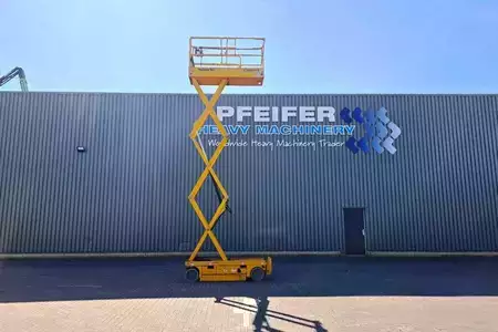 Plataforma Tijera - Haulotte Compact 8 Electric, 8.2m Working Height, 350kg Cap (14)