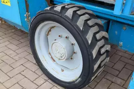 Scherenarbeitsbühne  Genie GS4390 Diesel, 4x4 Drive, 15m Working Height, 680k (12)