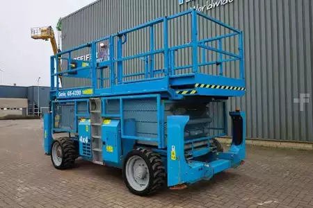 Scherenarbeitsbühne  Genie GS4390 Diesel, 4x4 Drive, 15m Working Height, 680k (8)