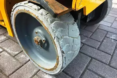 Scherenarbeitsbühne  Haulotte Compact 8 Electric, 8.2m Working Height, 350kg Cap (13)