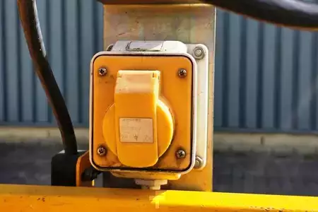 Scherenarbeitsbühne  Haulotte Compact 8 Electric, 8.2m Working Height, 350kg Cap (9)