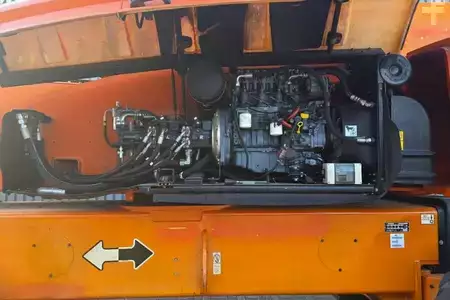 Plataforma Articulada - JLG 1250AJP Diesel, 4x4x4 Drive, 40.1m Working Height, (13)