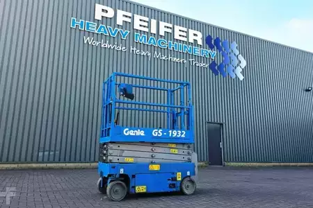 Nacelle à ciseaux - Genie GS1932 Electric, Working Height 7.8 m, 227kg Capac (1)