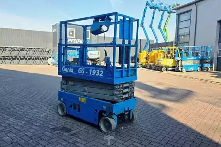 Nacelle à ciseaux - Genie GS1932 Electric, Working Height 7.8 m, 227kg Capac (4)