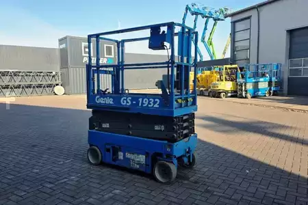 Nacelle à ciseaux - Genie GS1932 Electric, Working Height 7.8 m, 227kg Capac (2)
