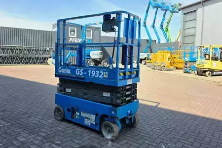 Nacelle à ciseaux - Genie GS1932 Electric, Working Height 7.8 m, 227kg Capac (2)
