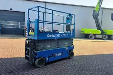 Plataforma Tijera - Genie GS2632 Electric, 10m Working Height, Non Marking T (2)