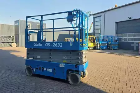 Plataforma Tijera - Genie GS2632 Electric, 10m Working Height, Non Marking T (3)