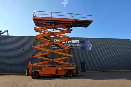 Schaarhoogwerker - Holland-Lift Megastar G320DL30-4WDS/N Diesel, 4x4x4 Drive, 34m (3)