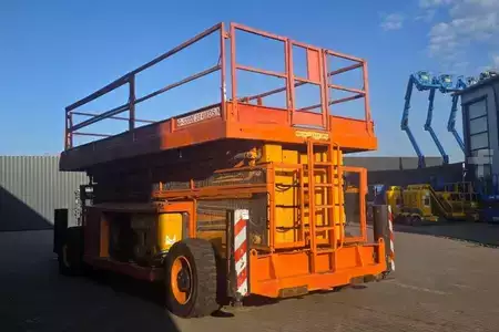 Schaarhoogwerker - Holland-Lift Megastar G320DL30-4WDS/N Diesel, 4x4x4 Drive, 34m (9)
