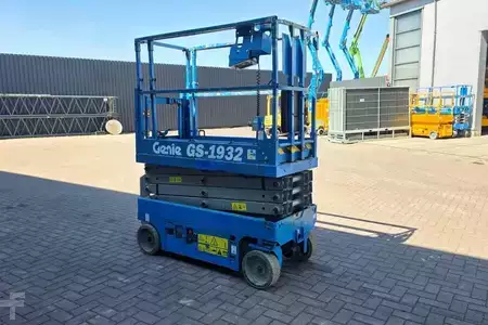 Nacelle à ciseaux - Genie GS1932 Electric, Working Height 7.8 m, 227kg Capac (2)